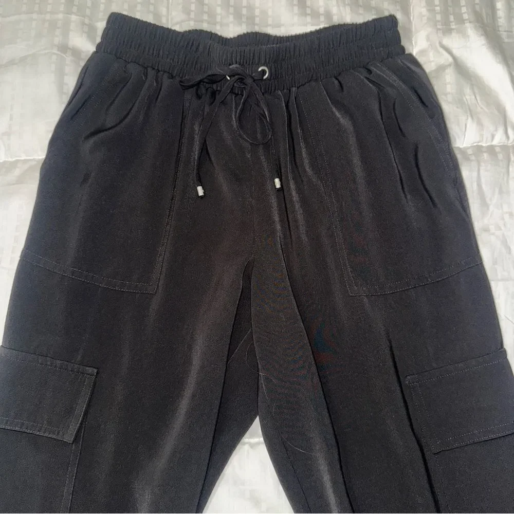 Michael kors new Black lightweight satin fabric Cargo Jogger Pants w pockets